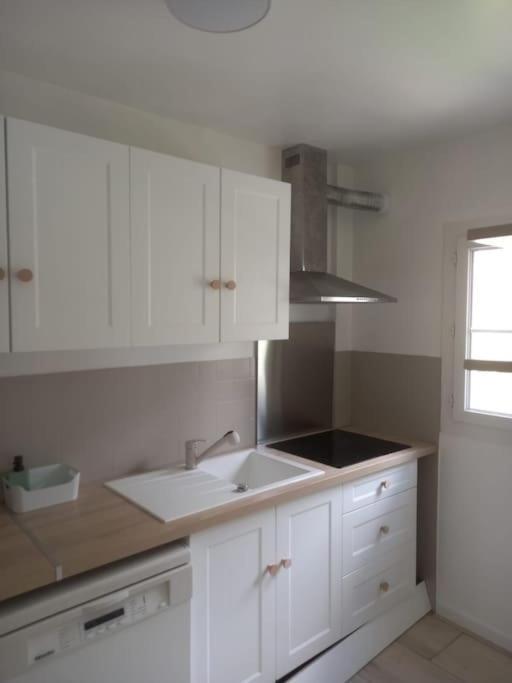 Appartement Port De イエール エクステリア 写真