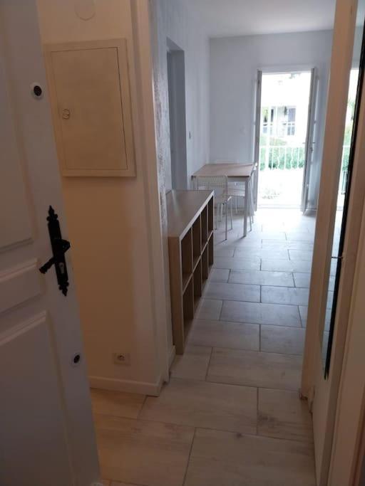 Appartement Port De イエール エクステリア 写真